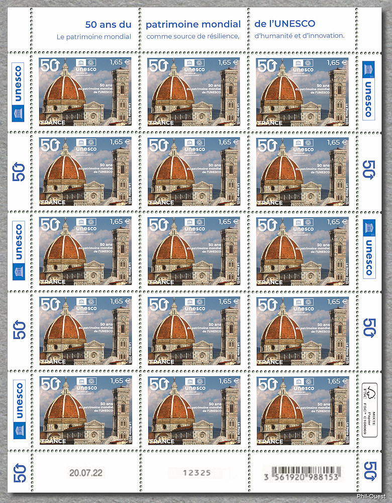 Feuille de 15 timbres des 50 ans du patrimoine mondial de l´UNESCO